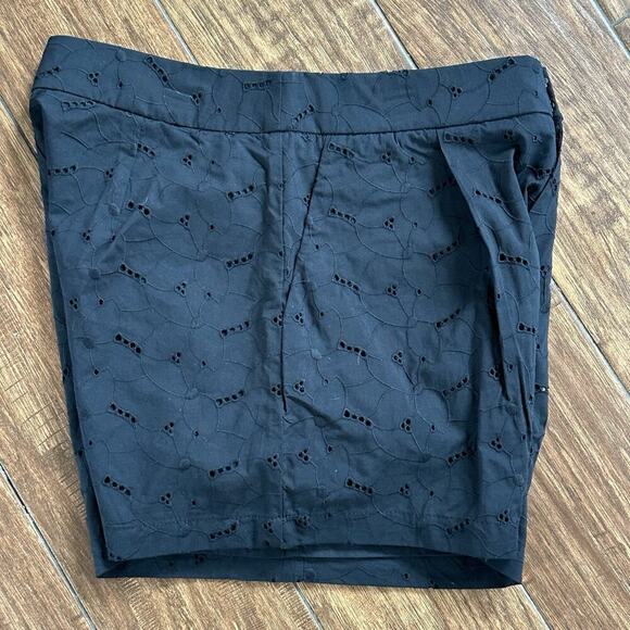 A‎ New Day Women's High-Rise Pleated Eyelet Cotton Short Black Size 10 Cottage - Picture 4 of 12